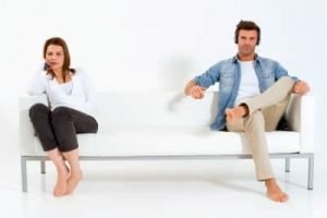 21 Reasons Why Men Pull Away And Lose Interest